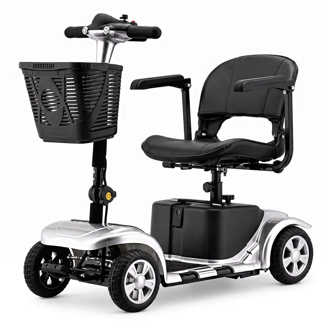 Modelo plata del scooter eléctrico de movilidad y accesibilidad Lucas Pro que incorpora un sistema de frenado seguro durante el uso dortomedical