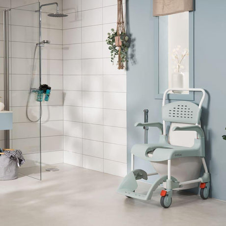 Silla Clean con Apertura Delantera para WC y Ducha
