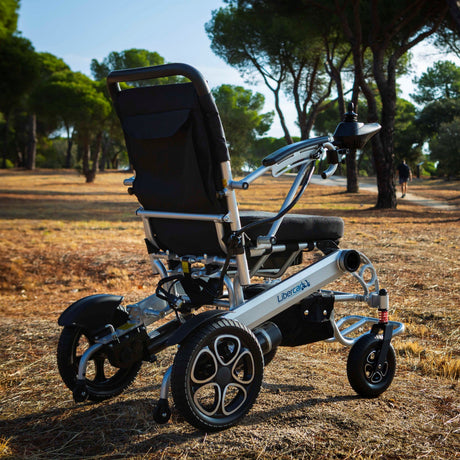 Silla de Ruedas Eléctrica Plegable de aluminio SIENA de Libercar