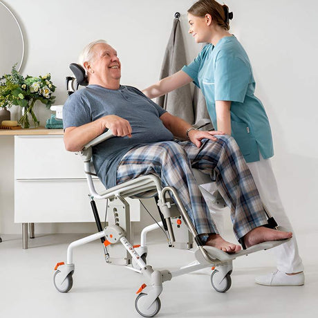 Silla de Ducha Basculante y Reclinable Mobile Tilt Etac