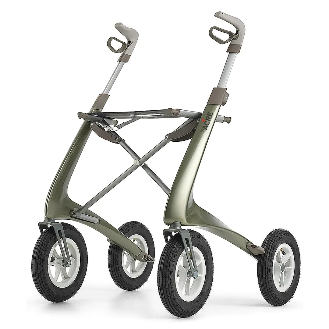 Andador para exteriores con ruedas delanteras de giro 360 grados para maniobrar con facilidad de Dortomedical.