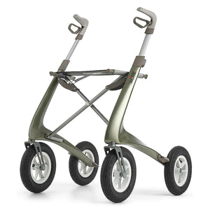 Andador para exteriores con ruedas delanteras de giro 360 grados para maniobrar con facilidad de Dortomedical.