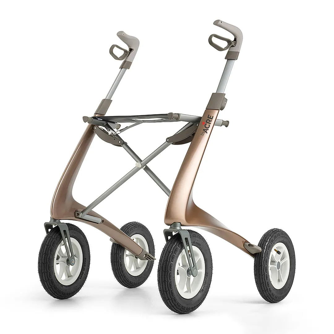 Andador ligero con bolsa de almacenaje incluida para transportar objetos personales con seguridad de Dortomedical.