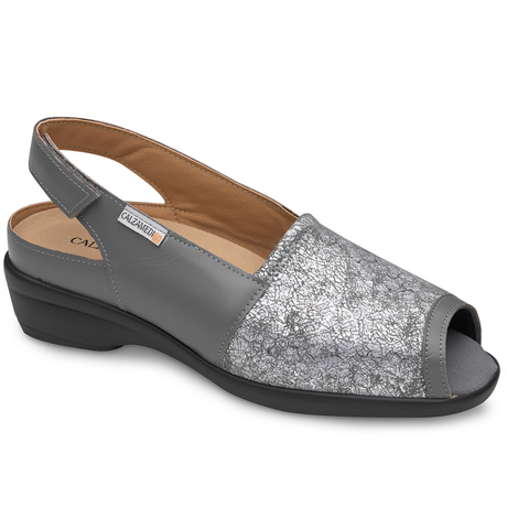 Sapatos abertos femininos Calzamedi
