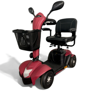 Moto para discapacidad con asiento giratorio y acolchado que facilita el acceso al usuario dortomedical