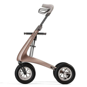 Rollator de fibra de carbono con ruedas grandes diseñadas para superar bordillos sin dificultad de Dortomedical.