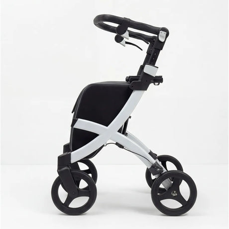 Vista lateral del andador Flex con altura ajustable para un mayor confort para personas bajas dortomedical