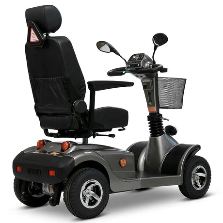 Scooter eléctrico de movilidad con asiento regulable en altura y profundidad para mayor confort dortomedical