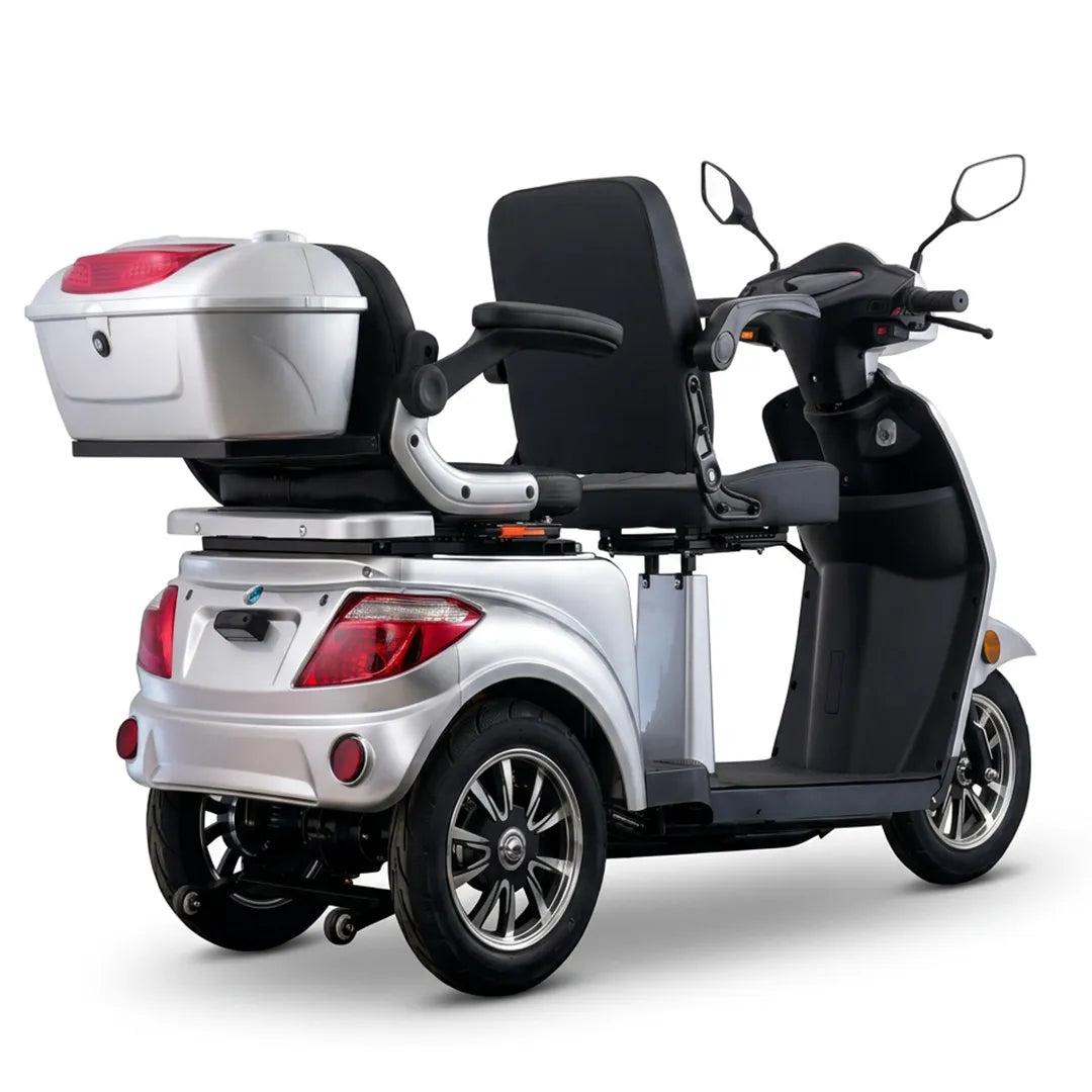Scooter eléctrico biplaza con motor de 1000W que ofrece mayor potencia durante desplazamientos dortomedical