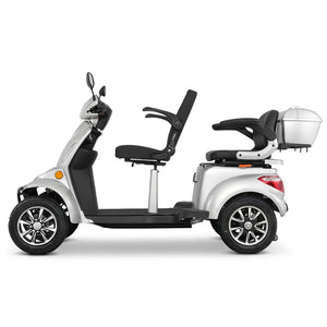 Vista lateral del scooter eléctrico de dos plazas con luces LED para mejorar la visión en zonas con poca luz dortomedical