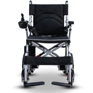 Asiento de malla transpirable que evita el calor y reposabrazos plegables que facilitan la entrada y salida lateral de la silla con total comodidad dortomedical