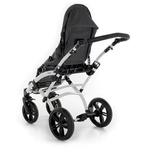Vista trasera de la silla PCI infantil con respaldo reclinable que favorece una posición de descanso más cómoda y adaptable dortomedical