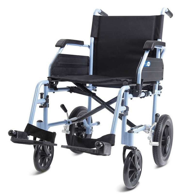 Silla de ruedas manual en aluminio con asiento y respaldo acolchados, reposapiés abatibles y sistema de plegado rápido para el hogar y transporte dortomedical