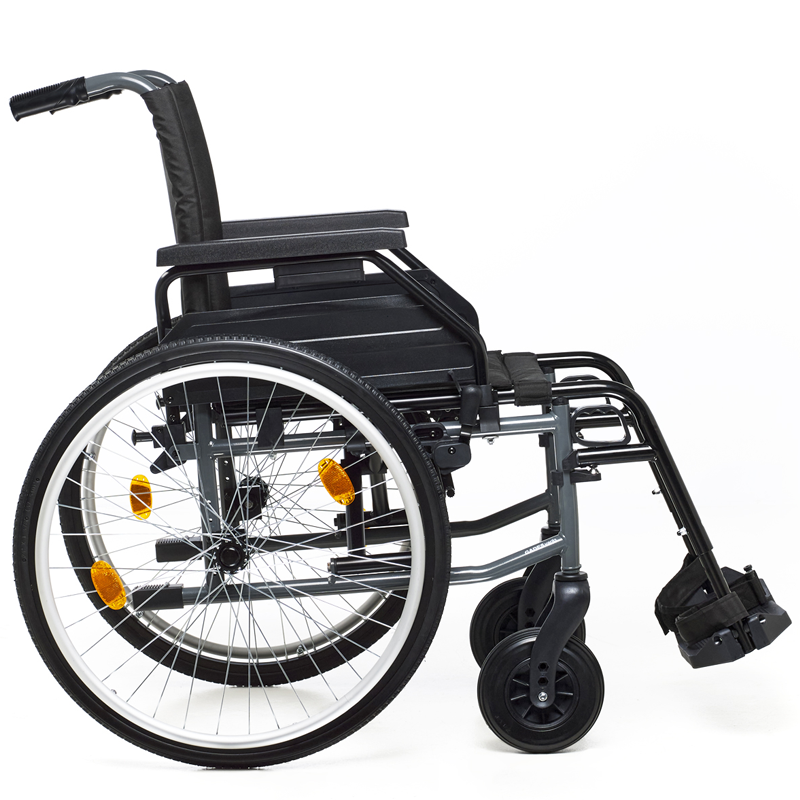 Perfil de silla Gades Vario autopropulsable con cubiertas de PU antipinchazos y reposapiés regulables en ángulo dortomedical