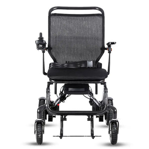 Vista frontal de la silla de ruedas eléctrica con estructura plegable para un almacenamiento cómodo dortomedical