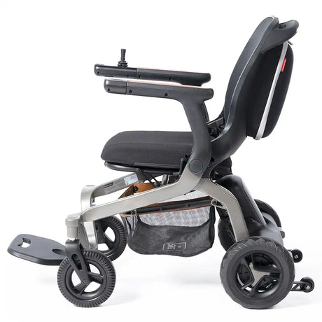 Perfil de la silla eléctrica compacta con puerto de carga USB, gran espacio de almacenamiento inferior y batería de litio de alta capacidad dortomedical