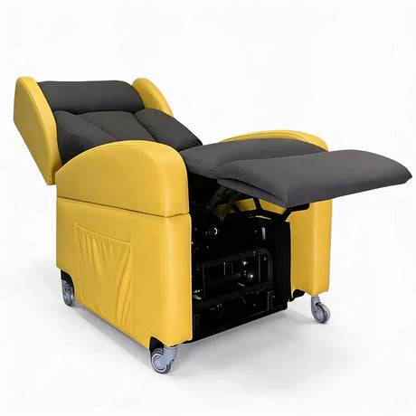 Sillón totalmente reclinado con reposapiés elevado, diseñado para mejorar la circulación y ofrecer un descanso profundo similar al de una cama articulada dortomedical